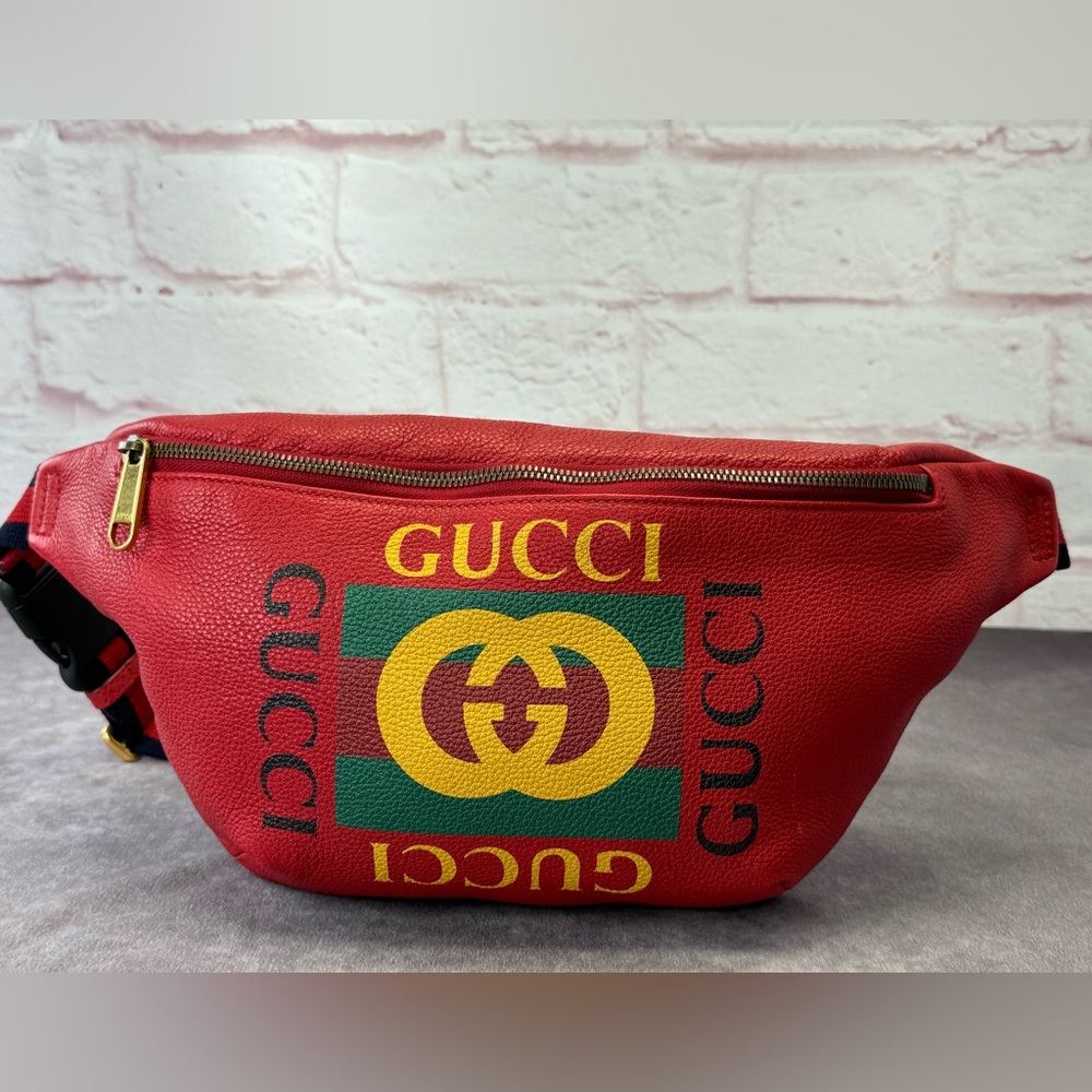 Authentic Gucci Large Logo Print Red Leather Fanny Waist Belt Bag
